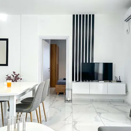 Seaside Haven * Durrës